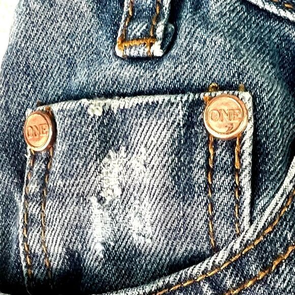 One Teaspoon Freebirds Ford Low Rise Relaxed Fit Distressed Jeans - Picture 9 of 12